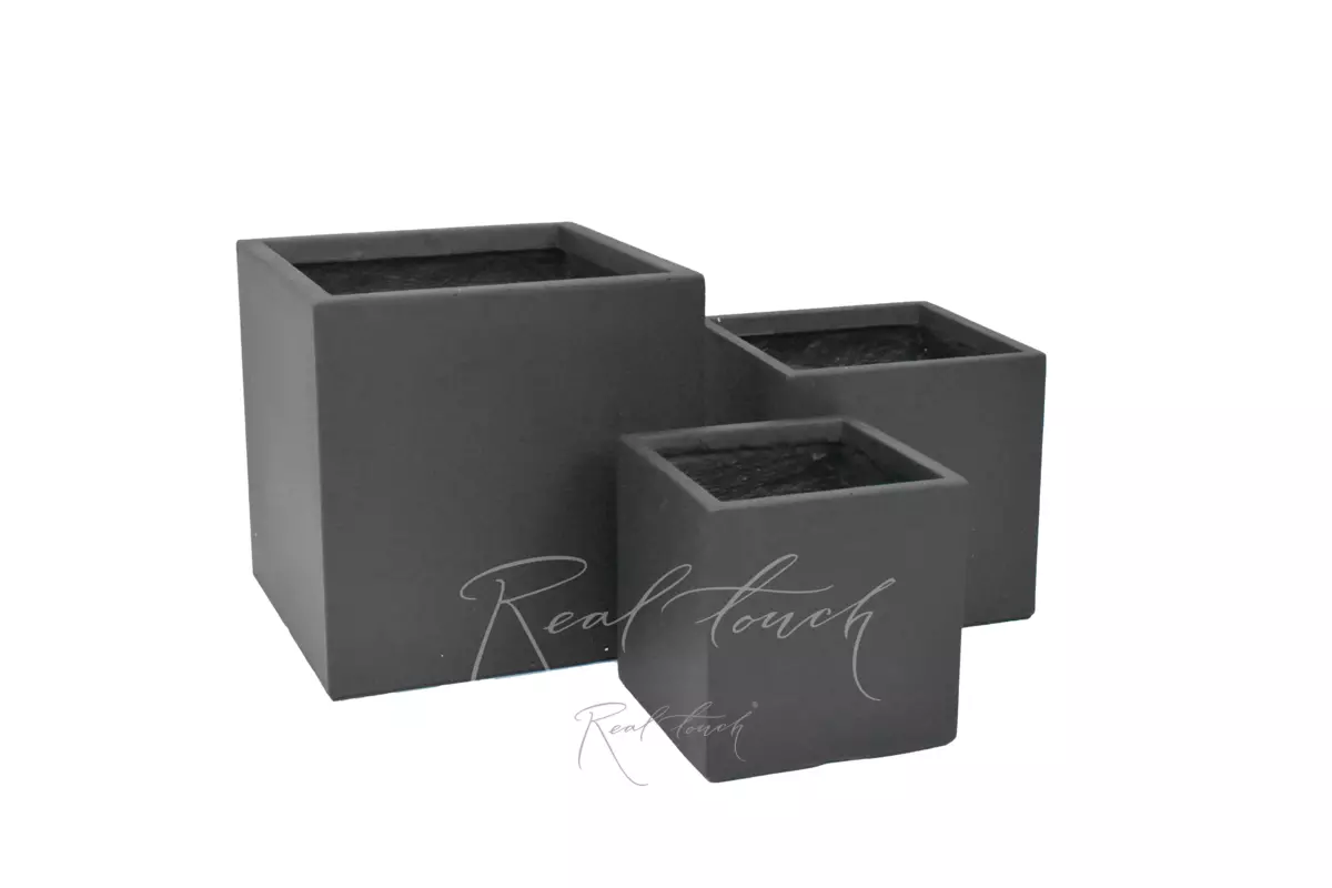 Кашпо Real Touch Plain Cube (S).2208 - Черный